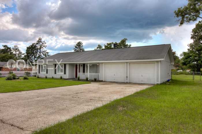 3733 Fairington Dr - Photo 2 of 15