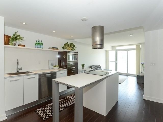 38 Dan Leckie Way #1116