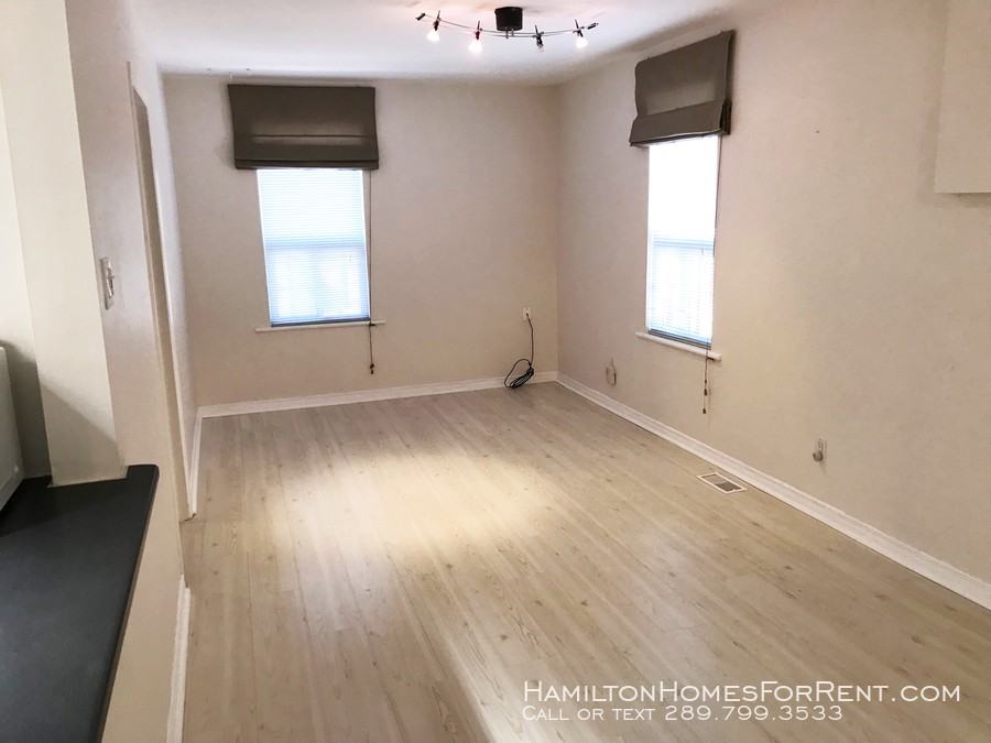 610 Concession St #2 - Photo 3 of 20