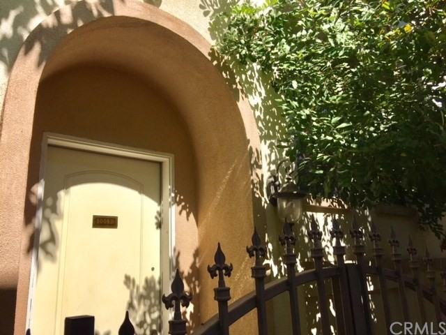 1008 Arcadia Ave - Photo 2 of 15