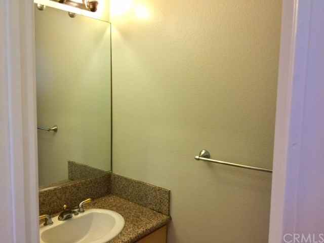 1008 Arcadia Ave - Photo 3 of 15