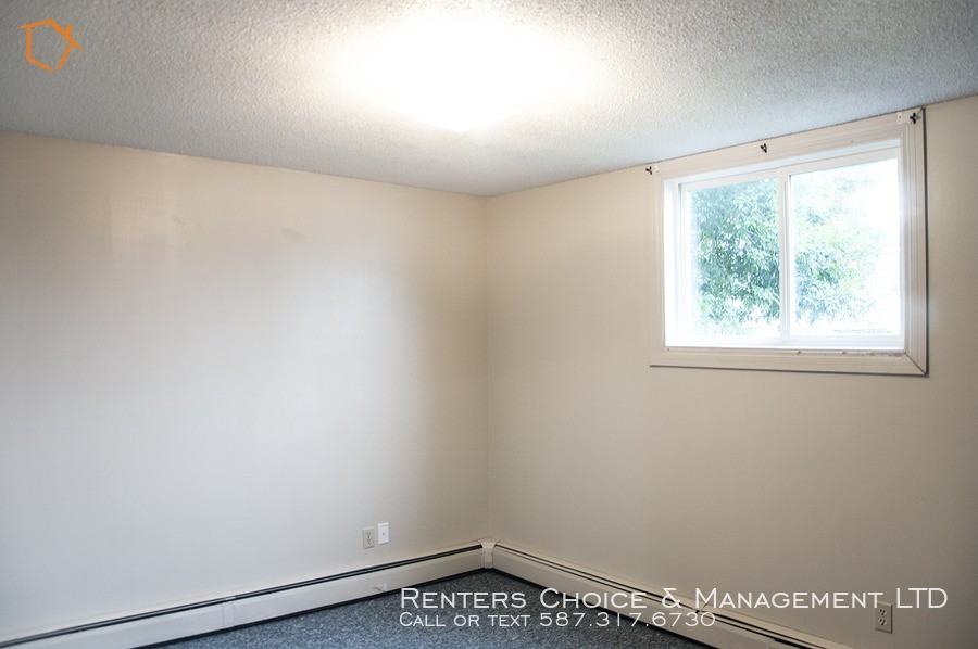 1017 27a St N #102 - Photo 2 of 11