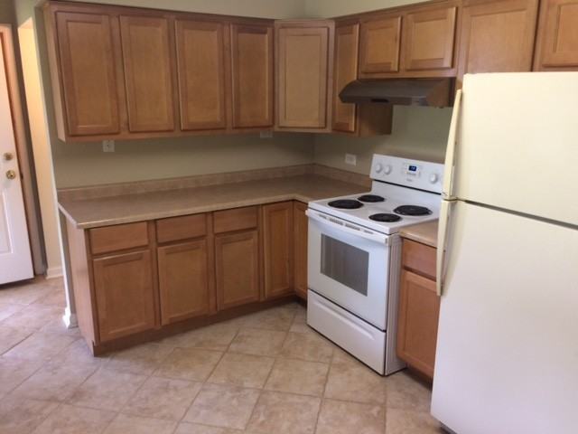 1S424 Monterey Ave - Photo 3 of 19