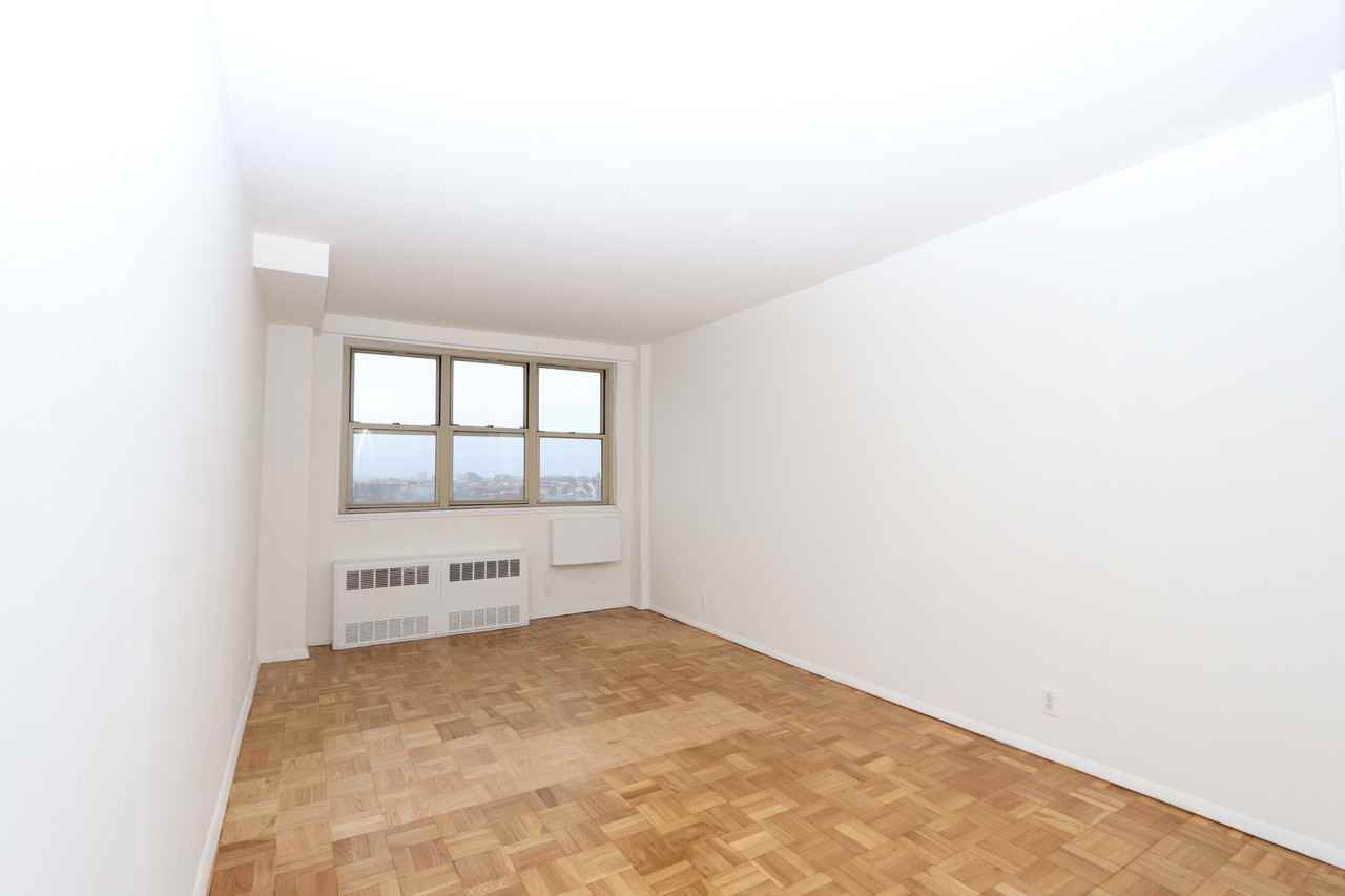 455 Ocean Parkway Service Road #12QS