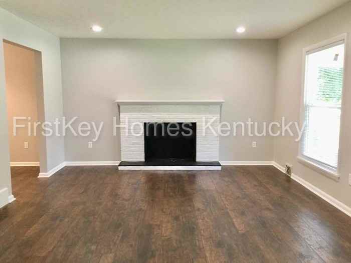 7512 Westdale Rd - Photo 2 of 25