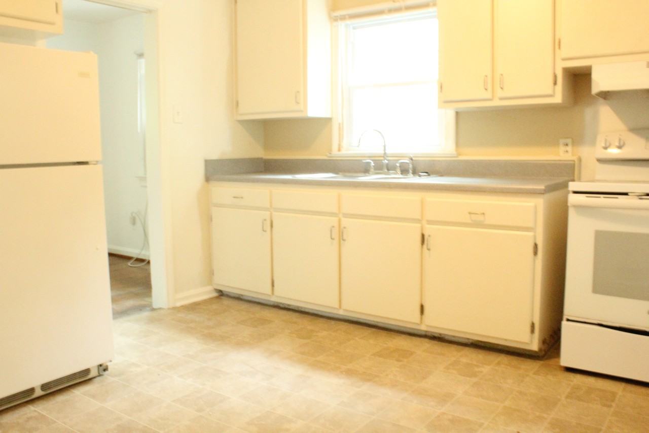 4716 W Grace St - Photo 3 of 12