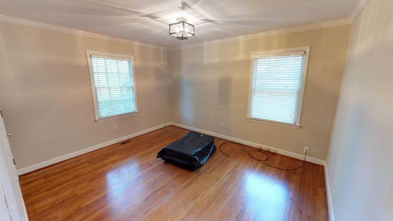 4118 Rockingham Dr - Photo 2 of 7