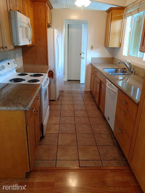 776 Allen Ct - Photo 2 of 5