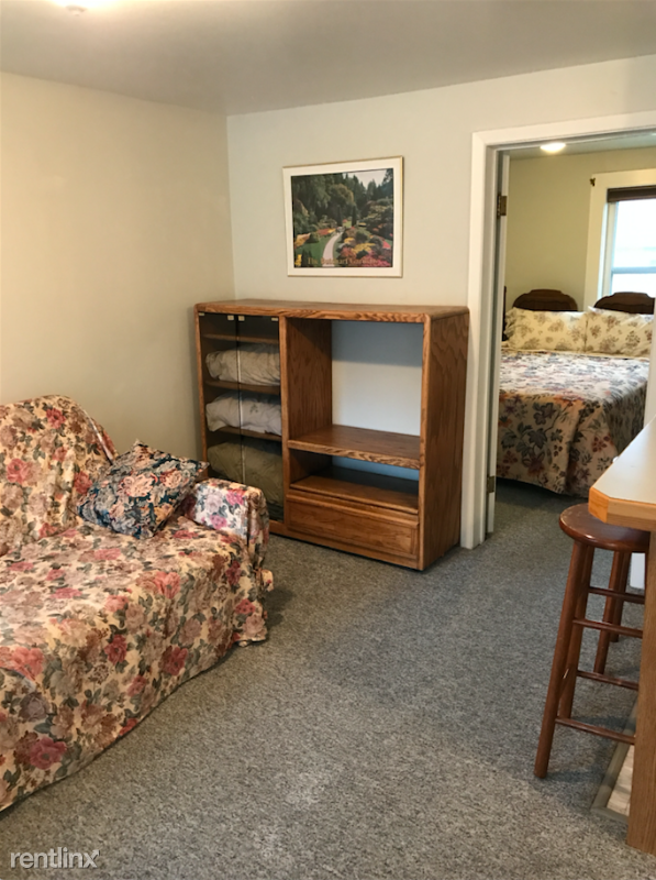 202 C St - Photo 2 of 6