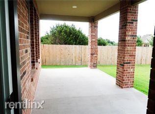 108 Golden Bear Dr - Photo 2 of 16
