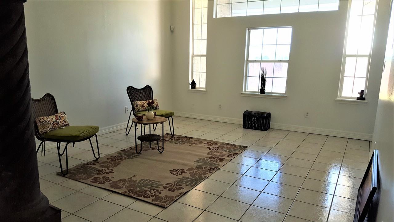 3408 Kerria Avenue - Photo 2 of 10