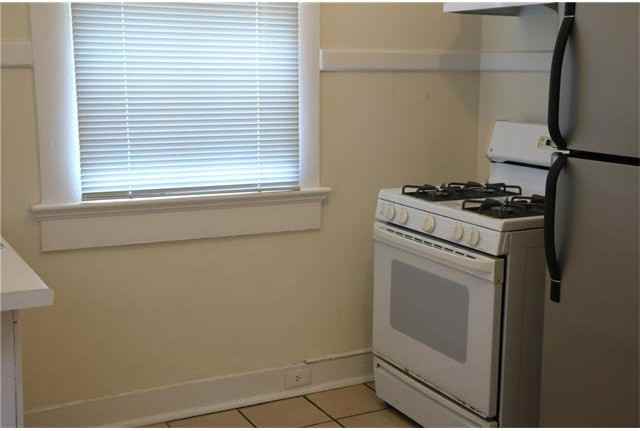 5622 Canal Blvd - Photo 3 of 10