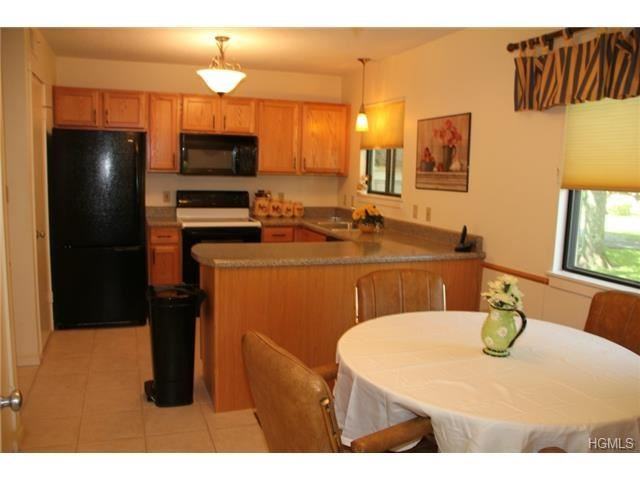 164 Heritage Hill #A - Photo 2 of 17