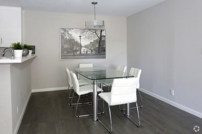 Pacific 2110 Bentley, LP - Photo 2 of 10