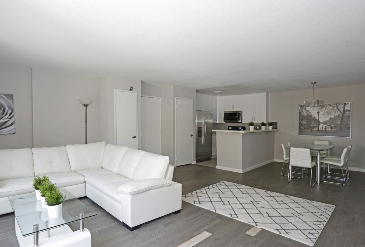 Pacific 2110 Bentley, LP - Photo 5 of 10