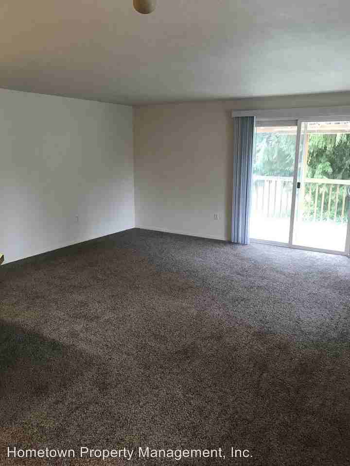 1917 Conger Ave NW - Photo 3 of 13