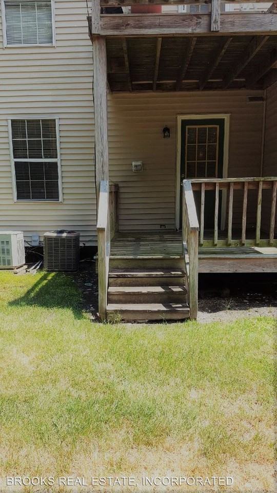 429 Lester Rd #4 - Photo 3 of 8