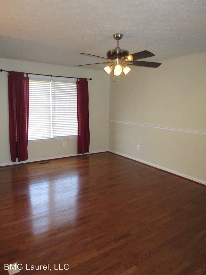 7100 Avesbury Ln - Photo 3 of 13