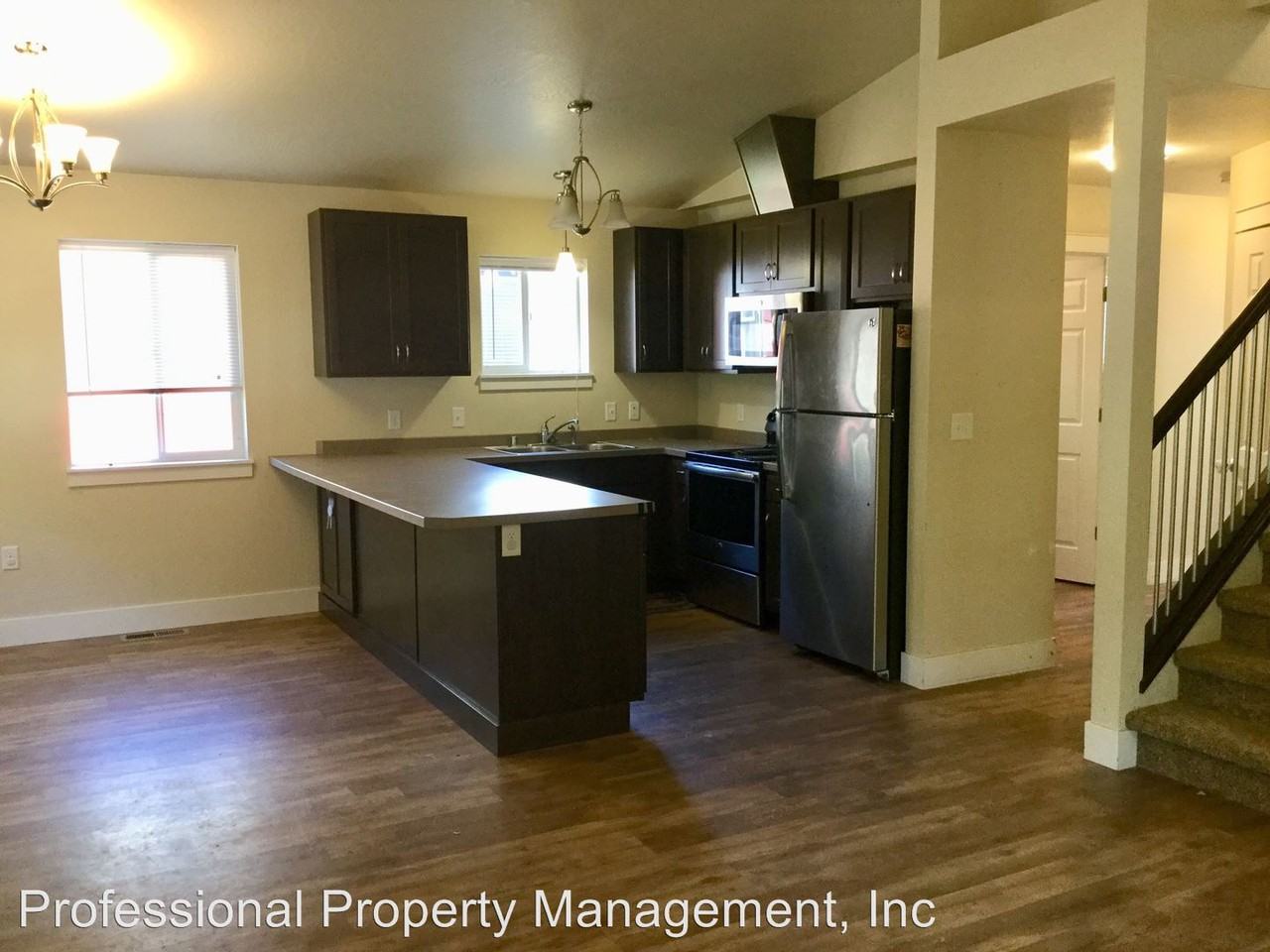 343 Speedway Ave - Photo 2 of 11