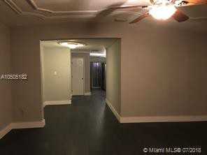 605 Southwest 24th Avenue - Photo 3 of 6