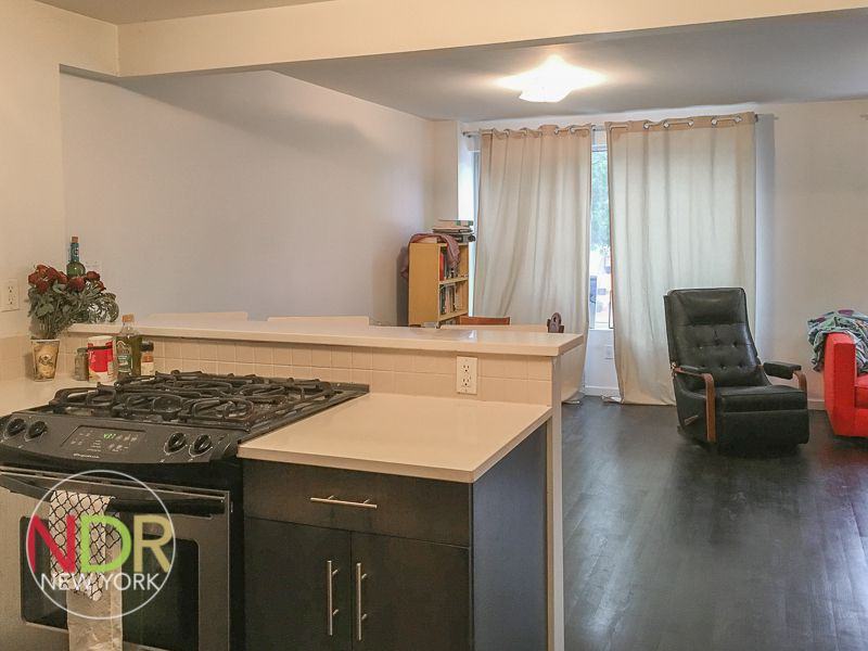 60 Pulaski Street #4A