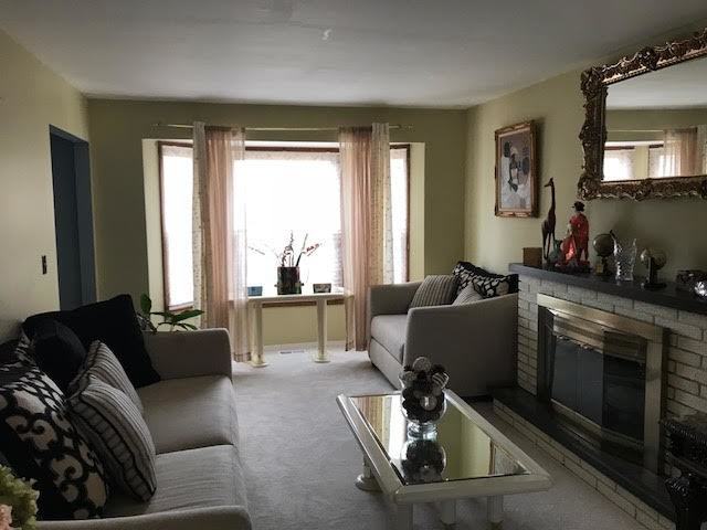 1111 Tewes Ln - Photo 2 of 4