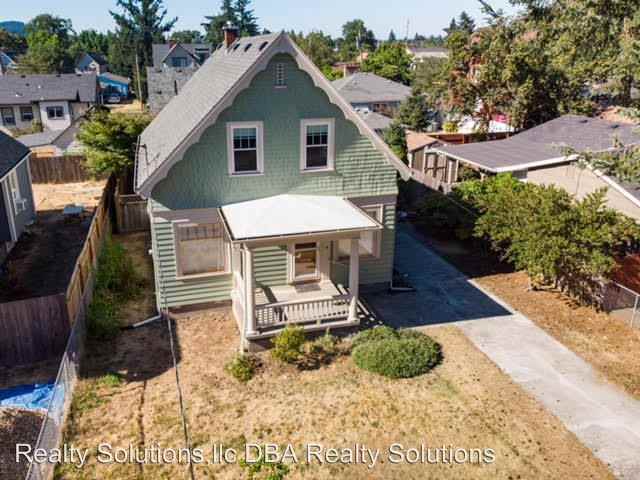 7811 SE Woodstock Blvd - Photo 2 of 15