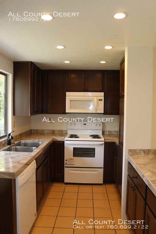 45346 Driftwood Dr - Photo 3 of 30