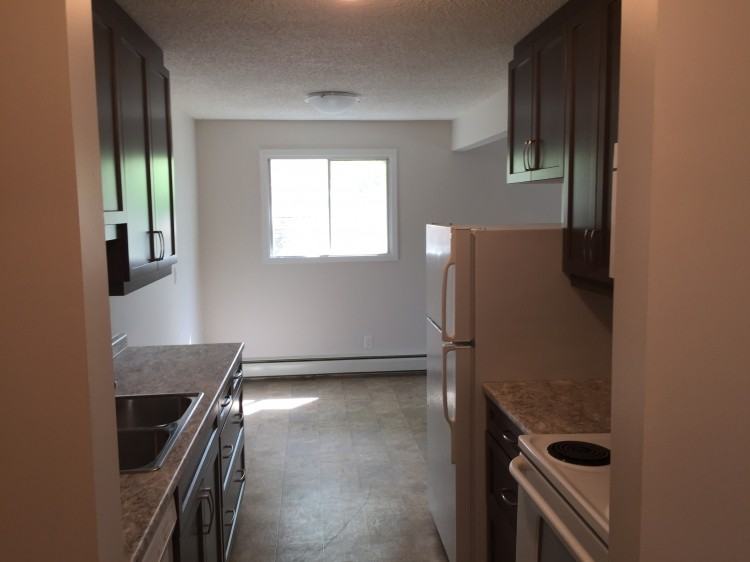 Dufferin Apartments 1002 Dufferin Ave, Saskatoon, SK S7H 2C1 Zumper