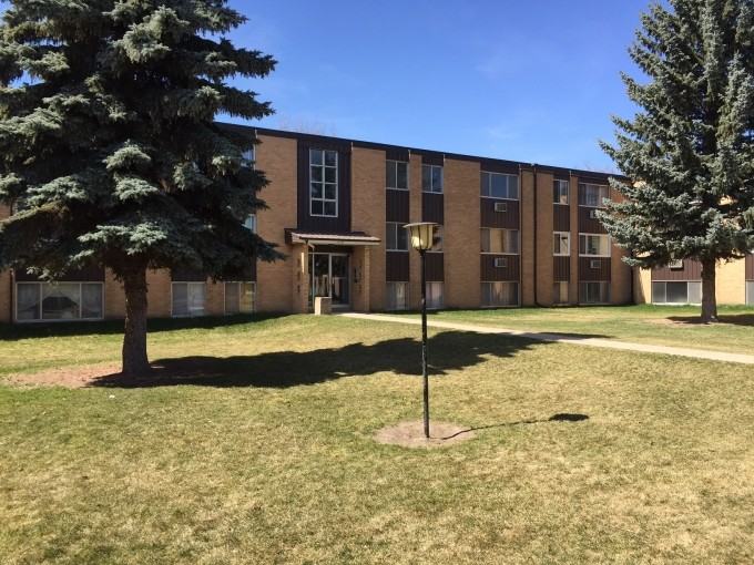 River Garden Apartments - Photo 3 of 17