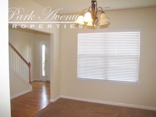 7227 Tanners Creek Dr - Photo 2 of 13