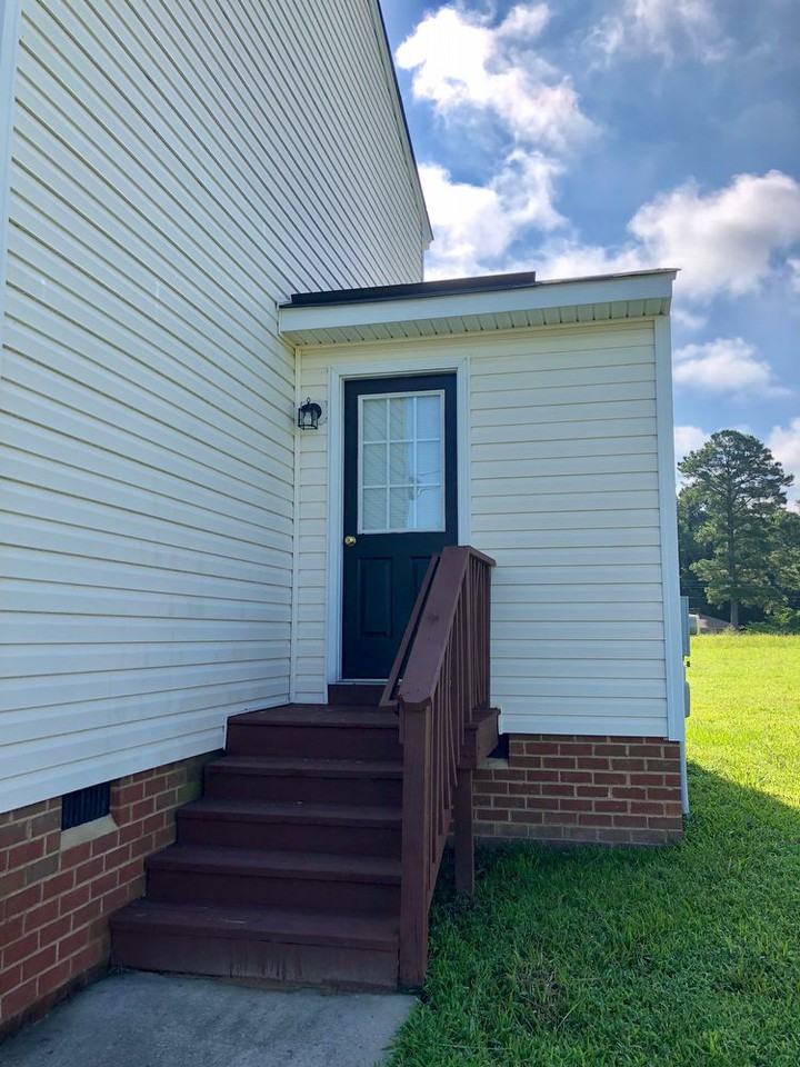 441 N Ivy Ave - Photo 2 of 18