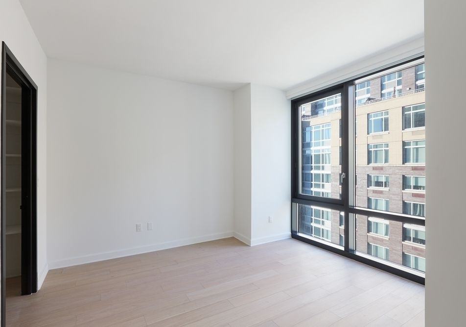 21 West End Ave #1415