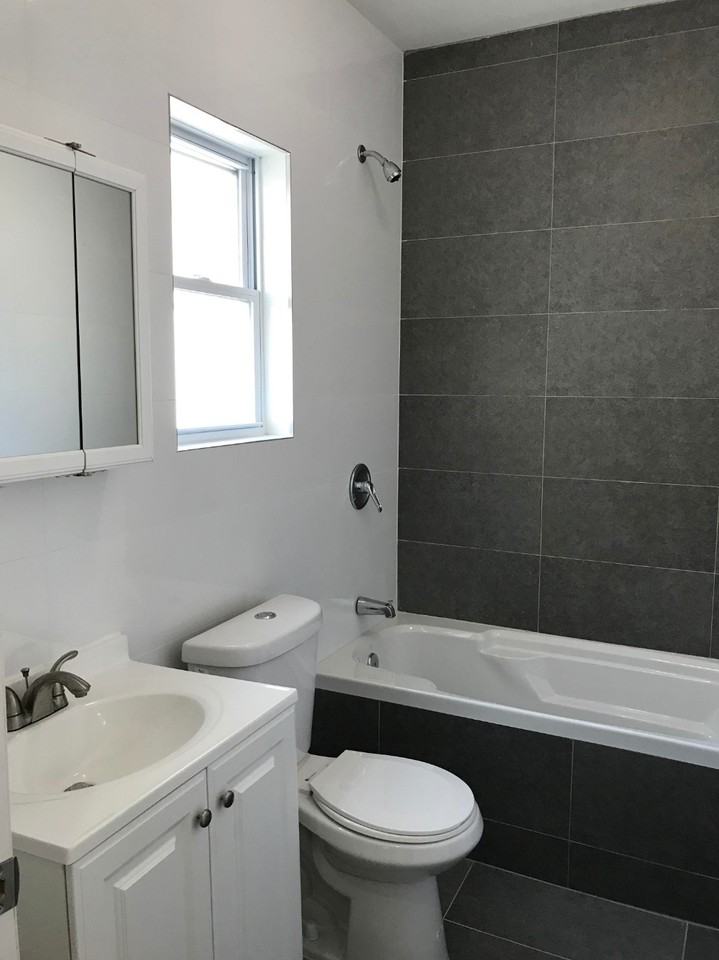 110 Linwood St - Photo 2 of 7