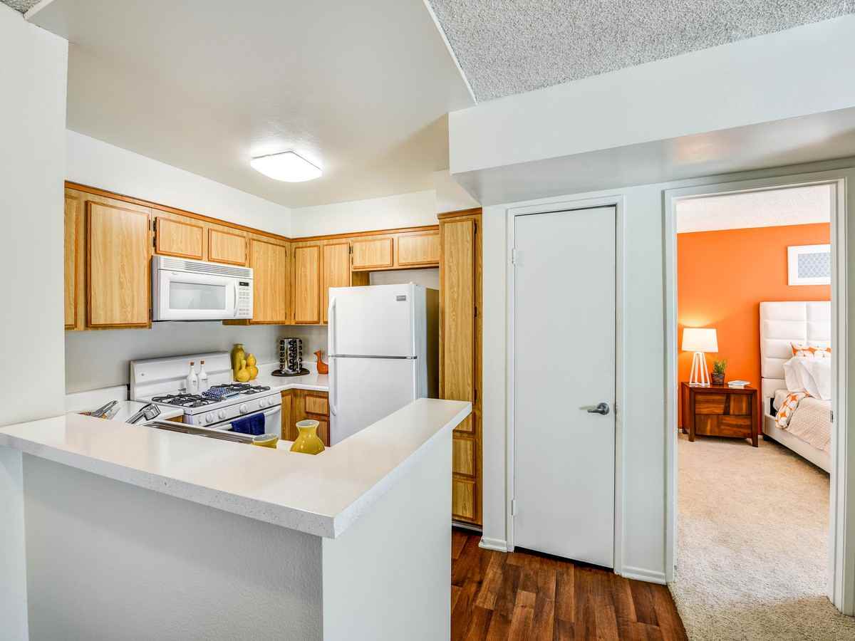 311 N Buena Vista - Photo 3 of 17