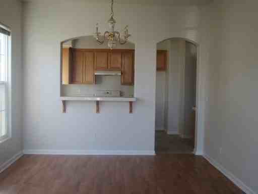 19 Moreno St - Photo 3 of 7