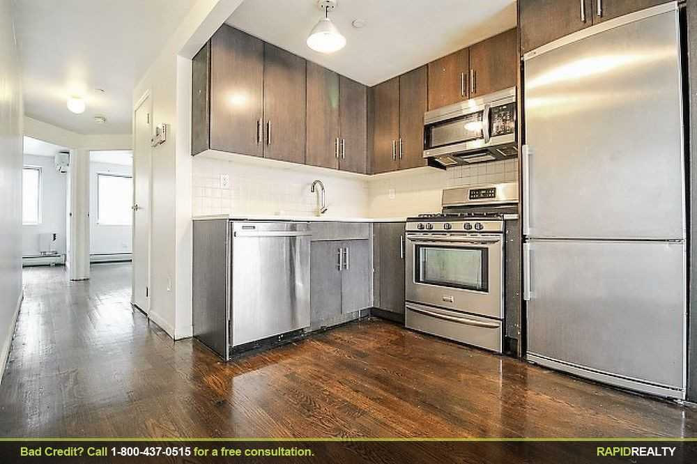 60 Pulaski Street #DR