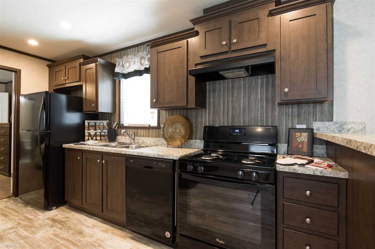 35 Berry Ln - Photo 2 of 20