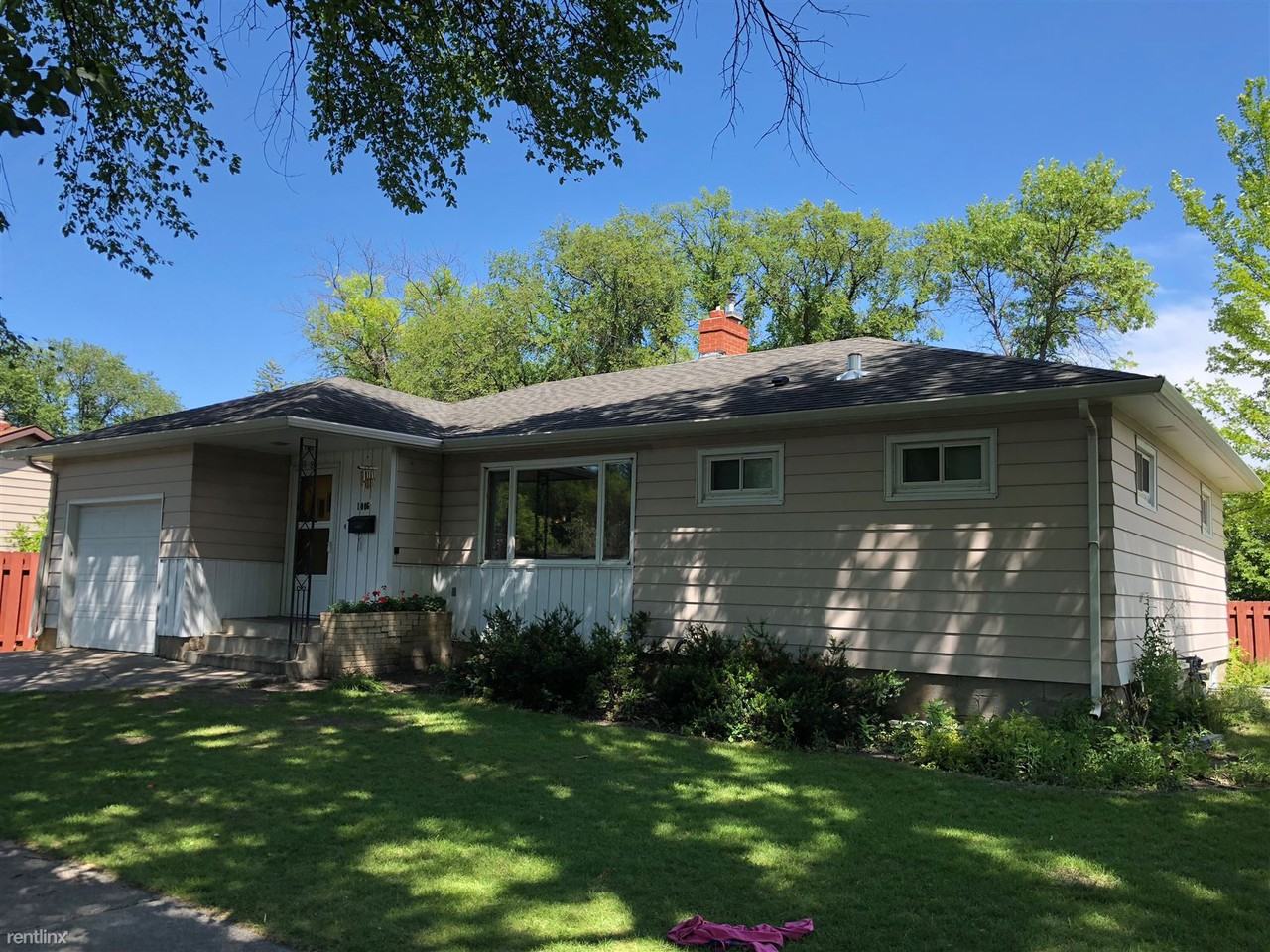 1006 17th St S - Photo 2 of 30