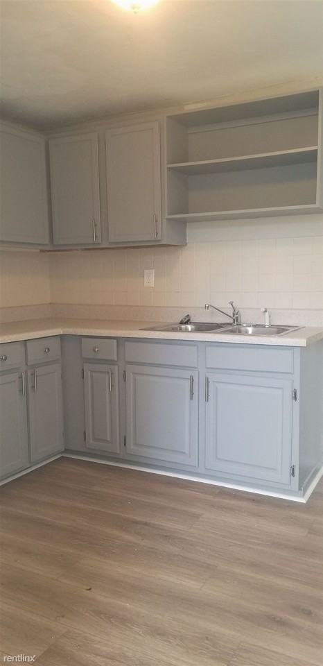 5170 Dartmouth Ave N - Photo 3 of 4