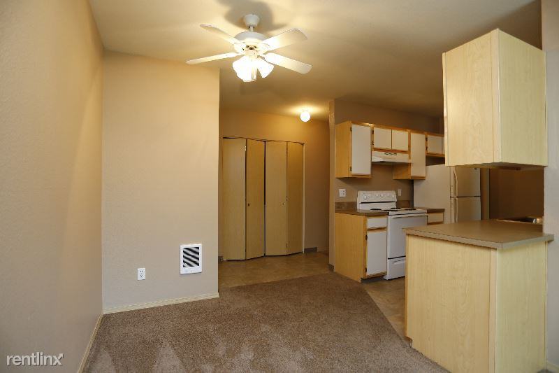 1906 Madras St SE - Photo 2 of 9