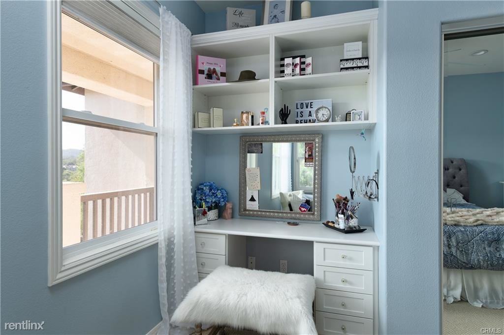 31 Douglass Dr - Photo 2 of 50