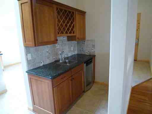 324 Plaza Muchomas - Photo 3 of 18