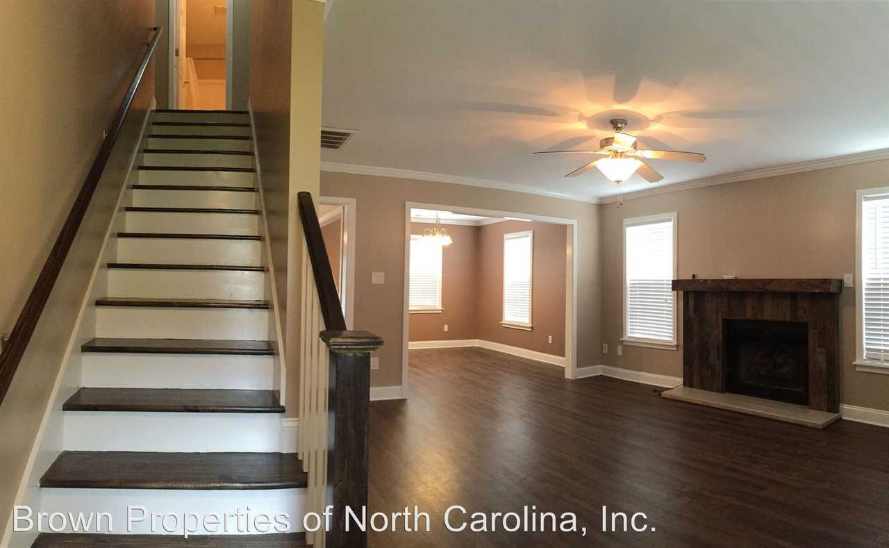 215 Reef Ln - Photo 3 of 20