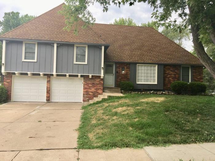 3337 E 105th Terrace - Photo 2 of 29