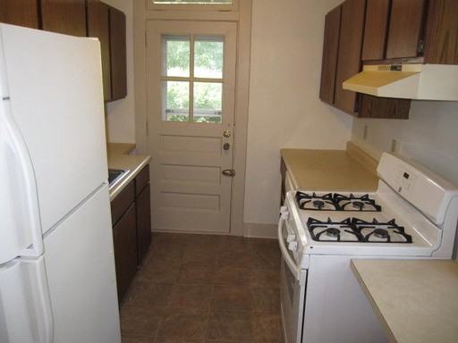 7741 Forbes Ave - Photo 3 of 5