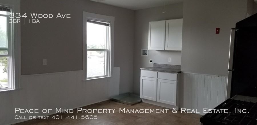 334 Wood Ave - Photo 2 of 15