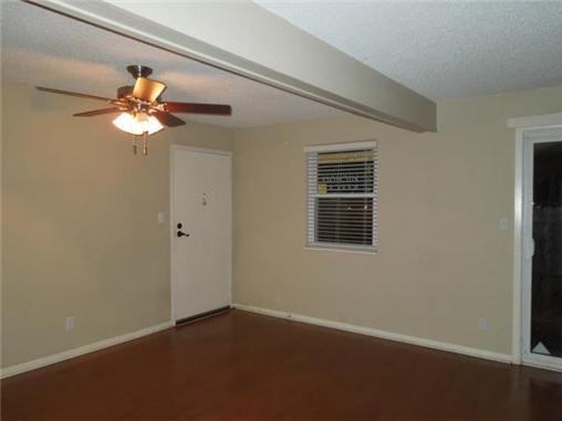 6232 Robinson St #1 - Photo 2 of 10