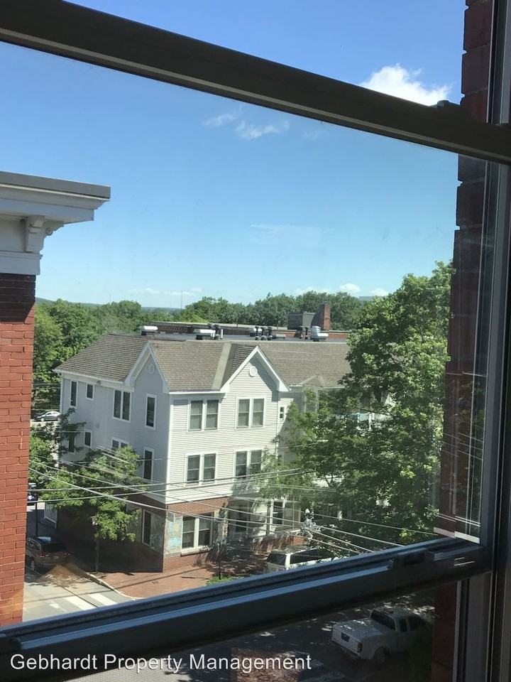 78 Mellen St #8 - Photo 3 of 40