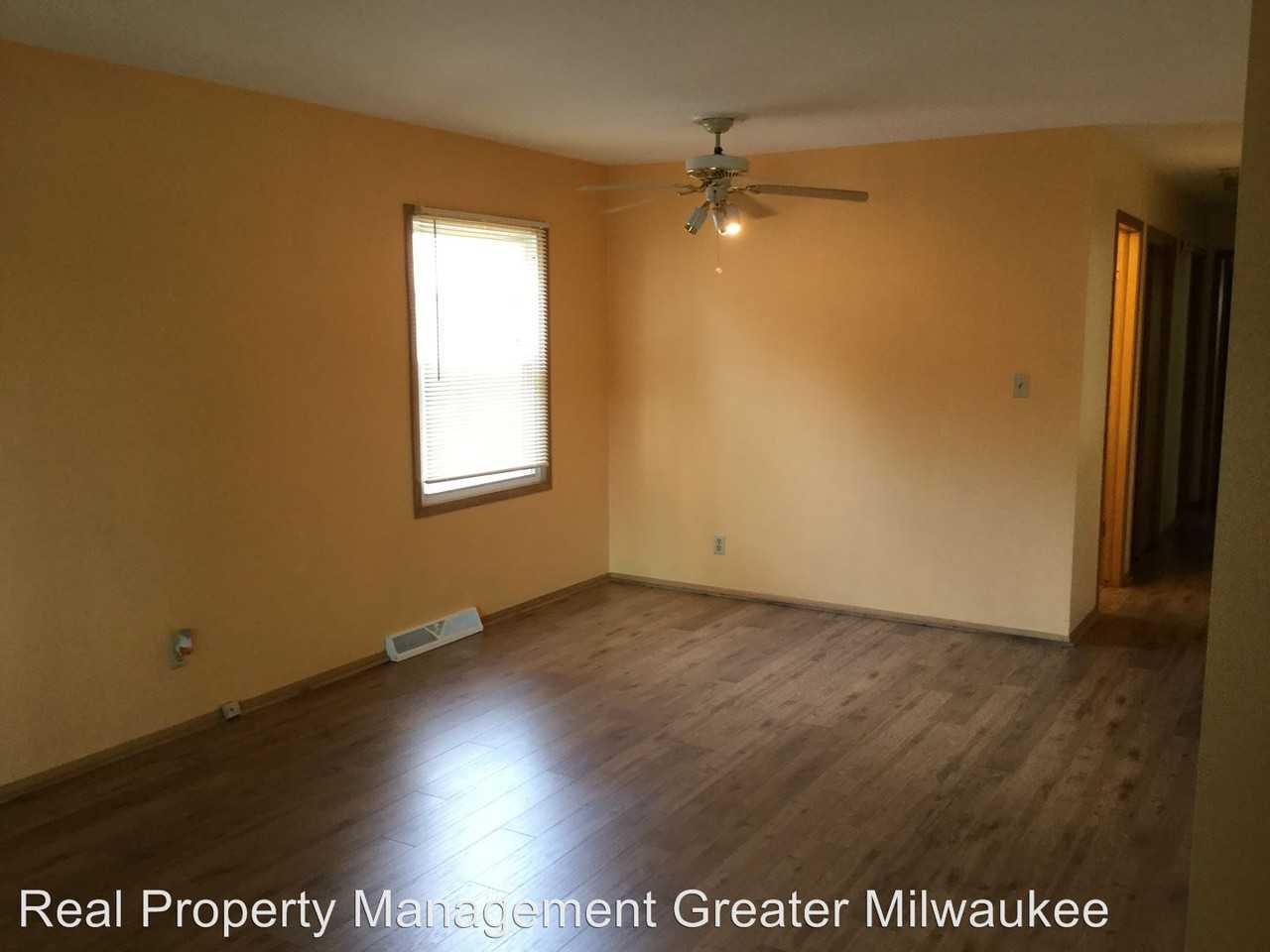 316 S 79th St - Photo 3 of 18